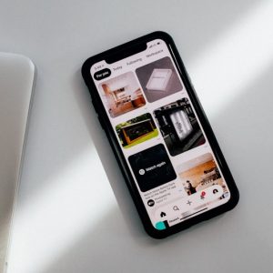 Подставка для смартфона и планшета универсальная
